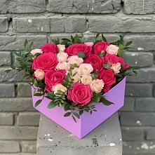 Цветочная композиция из Розы в коробке в Курчанской