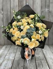 Букет цветов из:  Розы и Лизиантусы #REPLACE_PRED# Курчанской