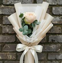 Букет цветов из:  Розы в Курчанской