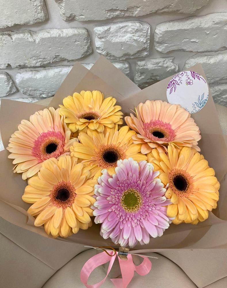 Букет цветов из: Герберы в Курчанской