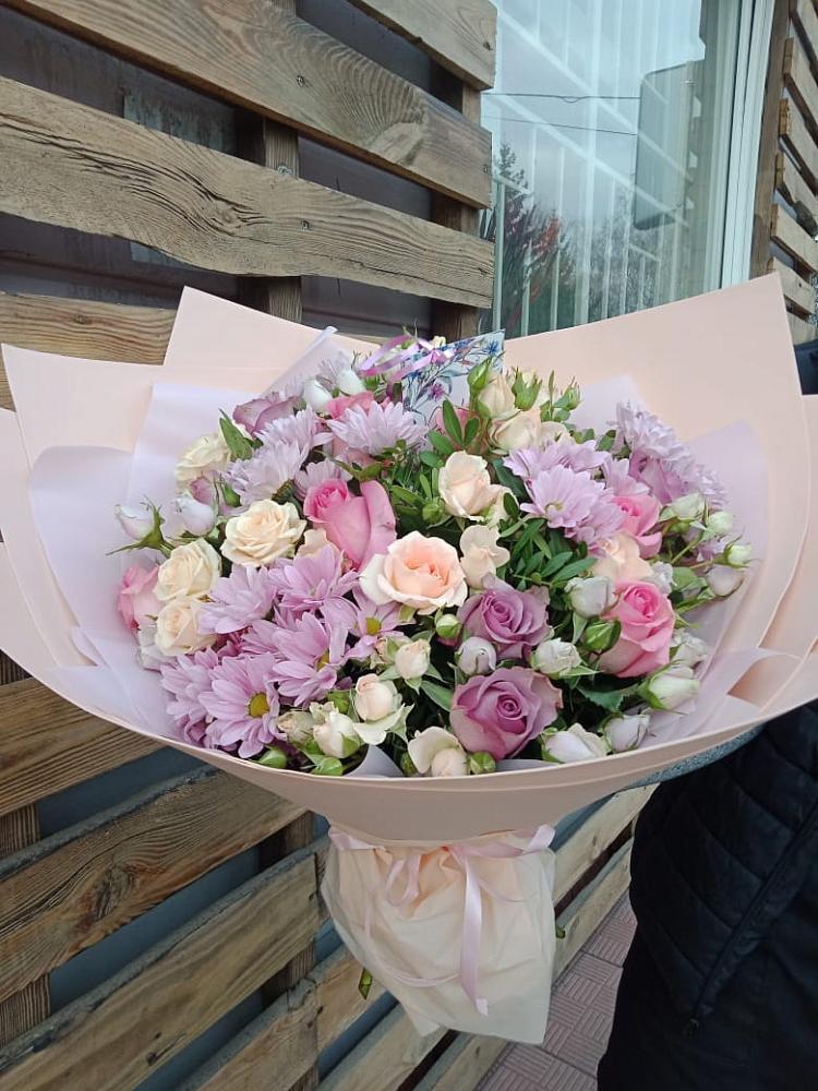 Букет цветов из: Розы и Хризантемы в Курчанской