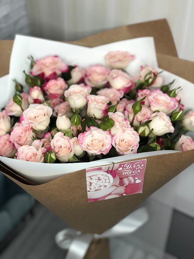 Букет цветов из: Розы в Курчанской