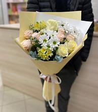 Букет цветов из:  Альстромерии, Розы и Хризантемы в Курчанской