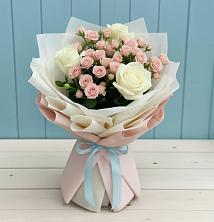Букет цветов из:  Розы в Курчанской
