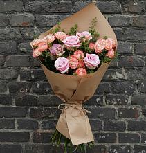 Букет цветов из:  Розы в Курчанской