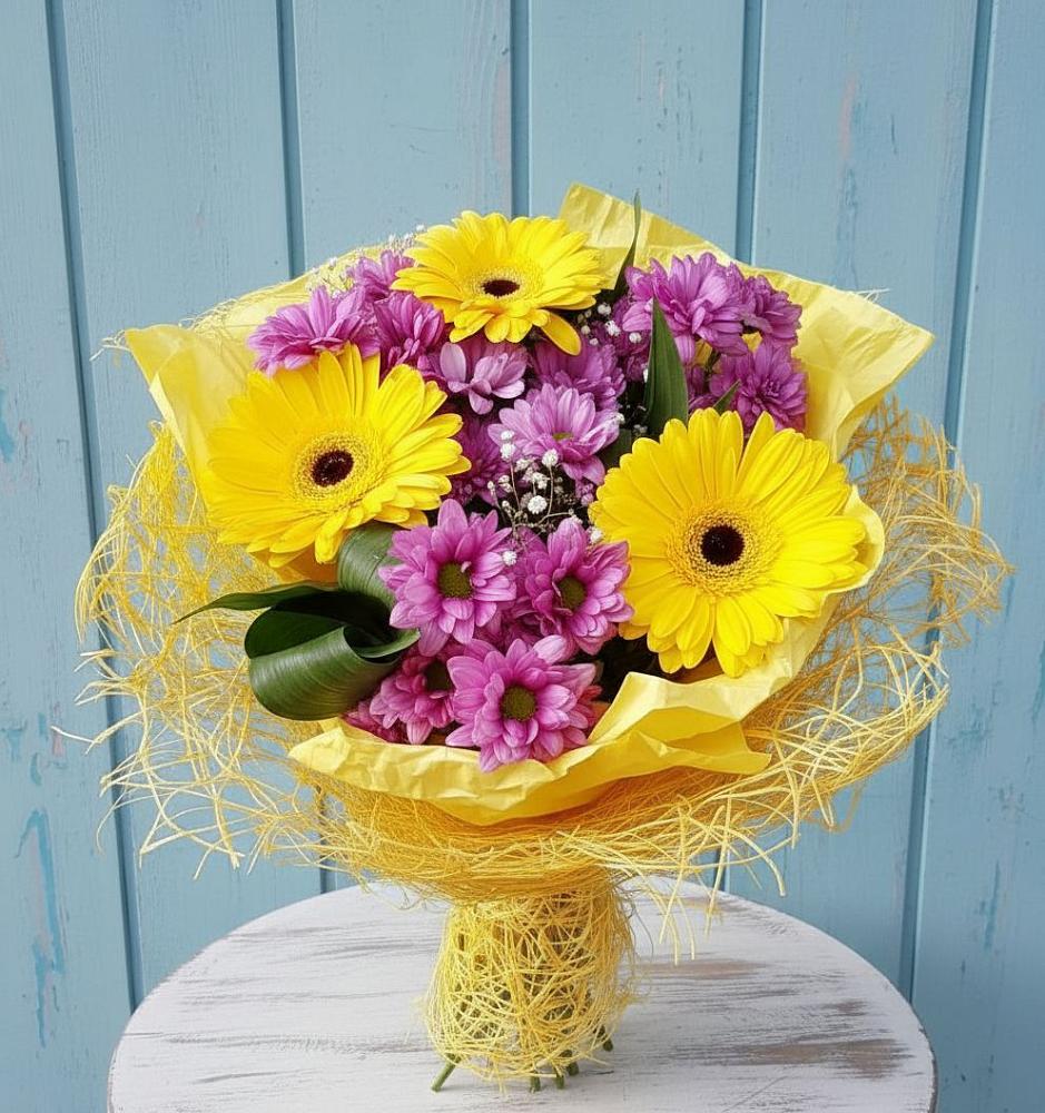 Букет цветов из: Хризантемы и Герберы в Курчанской
