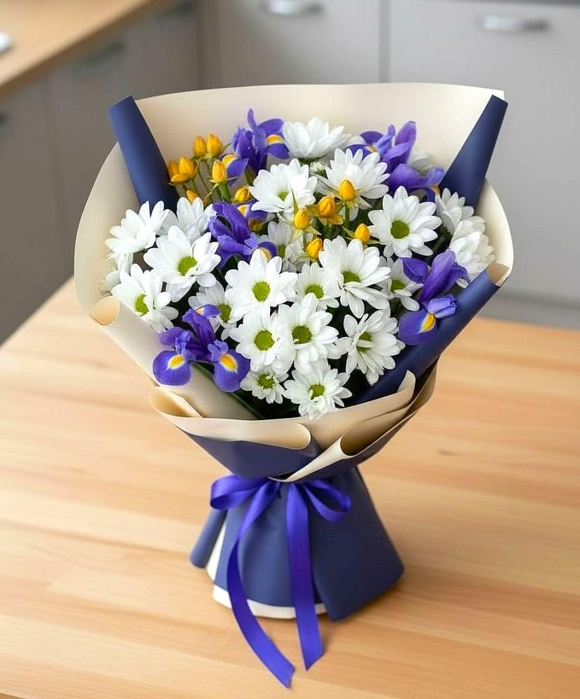 Букет цветов из: Розы, Ирисы и Хризантемы в Курчанской