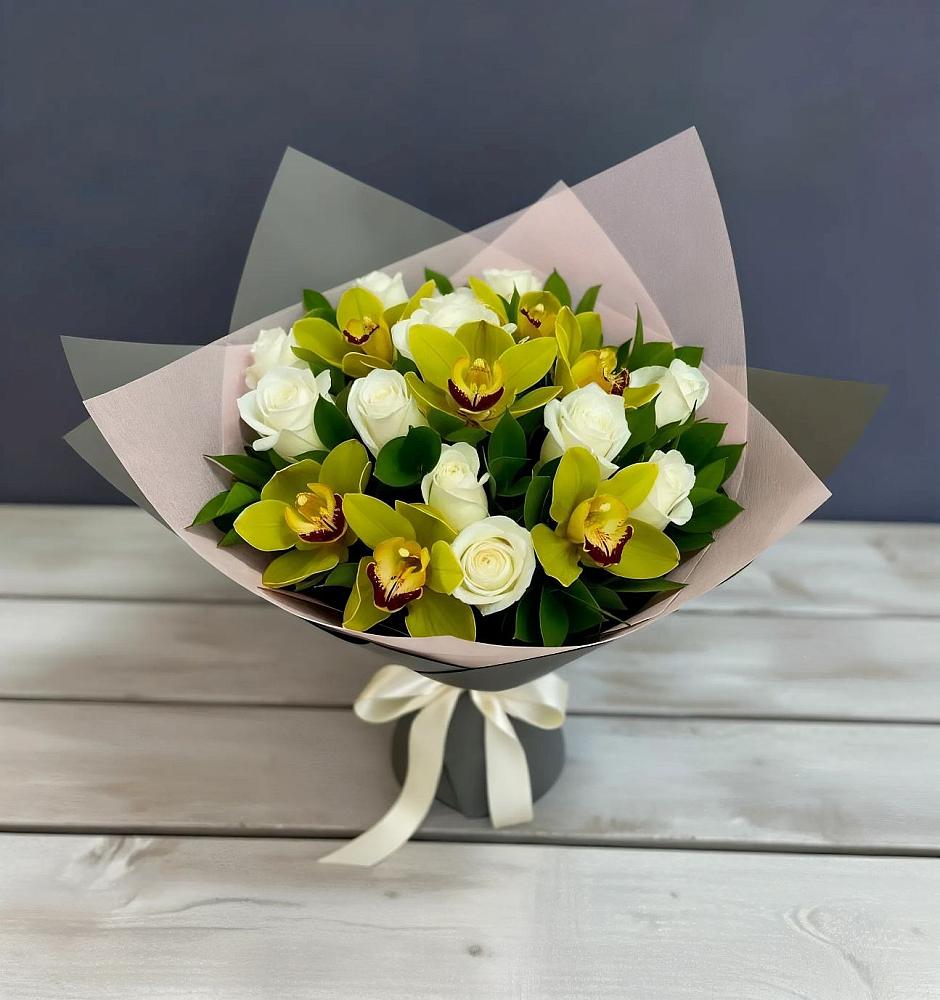 Букет цветов из: Орхидеи и Розы в Курчанской