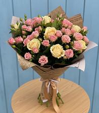 Букет цветов из:  Розы в Курчанской