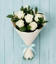 Букет цветов из:  Розы в Курчанской