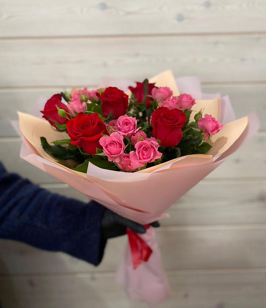 Букет цветов из: Розы в Курчанской