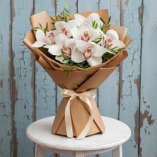 Букет цветов из:  Орхидеи и Розы в Курчанской
