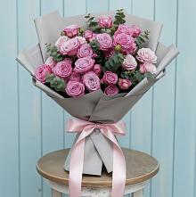 Букет цветов из:  Розы в Курчанской